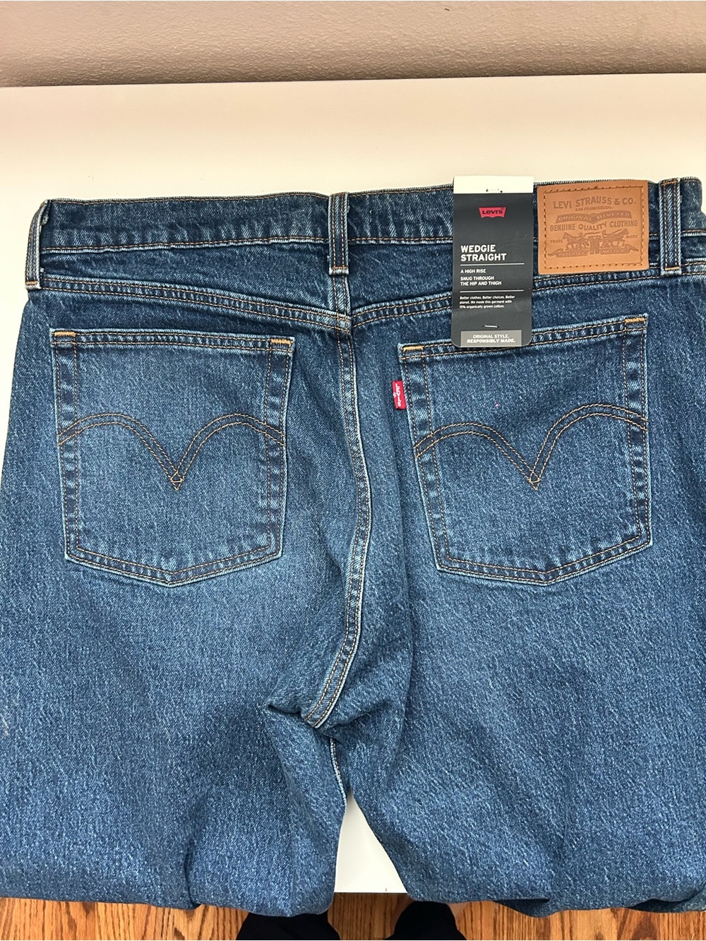Levi's Women's Straight Leg Jeans - Classic Blue Denim